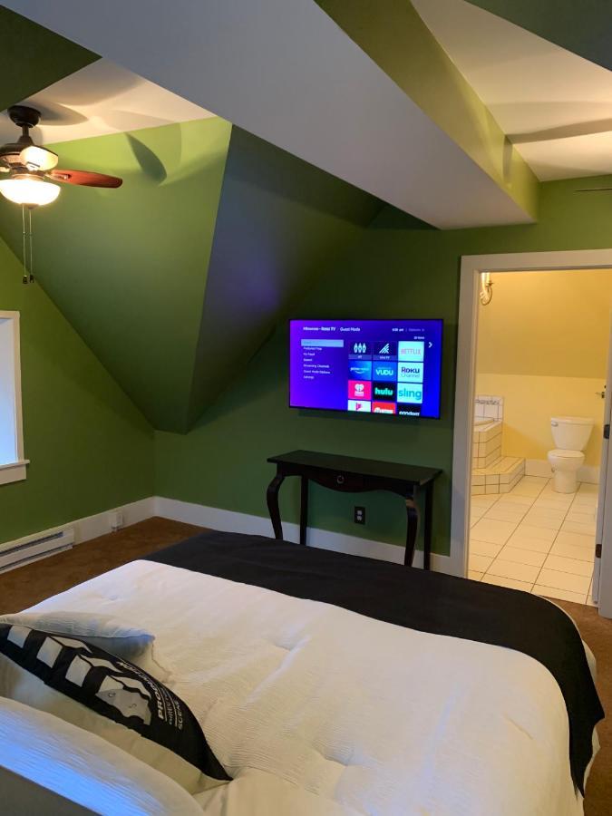 Pope House - Hist. Mansion - The Green Suite هيلينا المظهر الخارجي الصورة